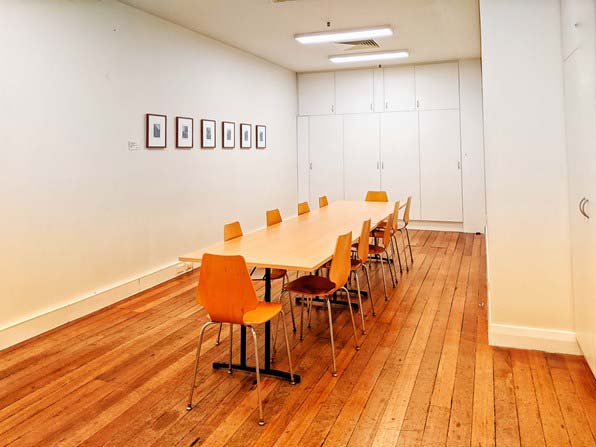 Interior view of an empty meeting room